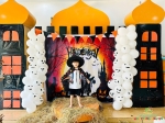 Lạc trong xứ sở Halloween đầy màu sắc của Hoa Trạng Nguyên